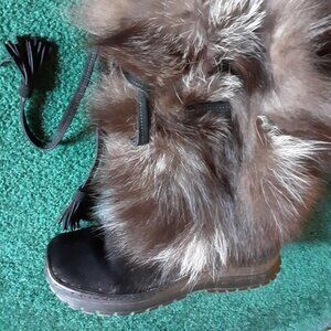 Winna Boots  Brand New,  Never Worn Size 6 1/2  (Eur. 37) Made in Italy